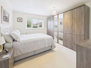 Bedroom- click for photo gallery